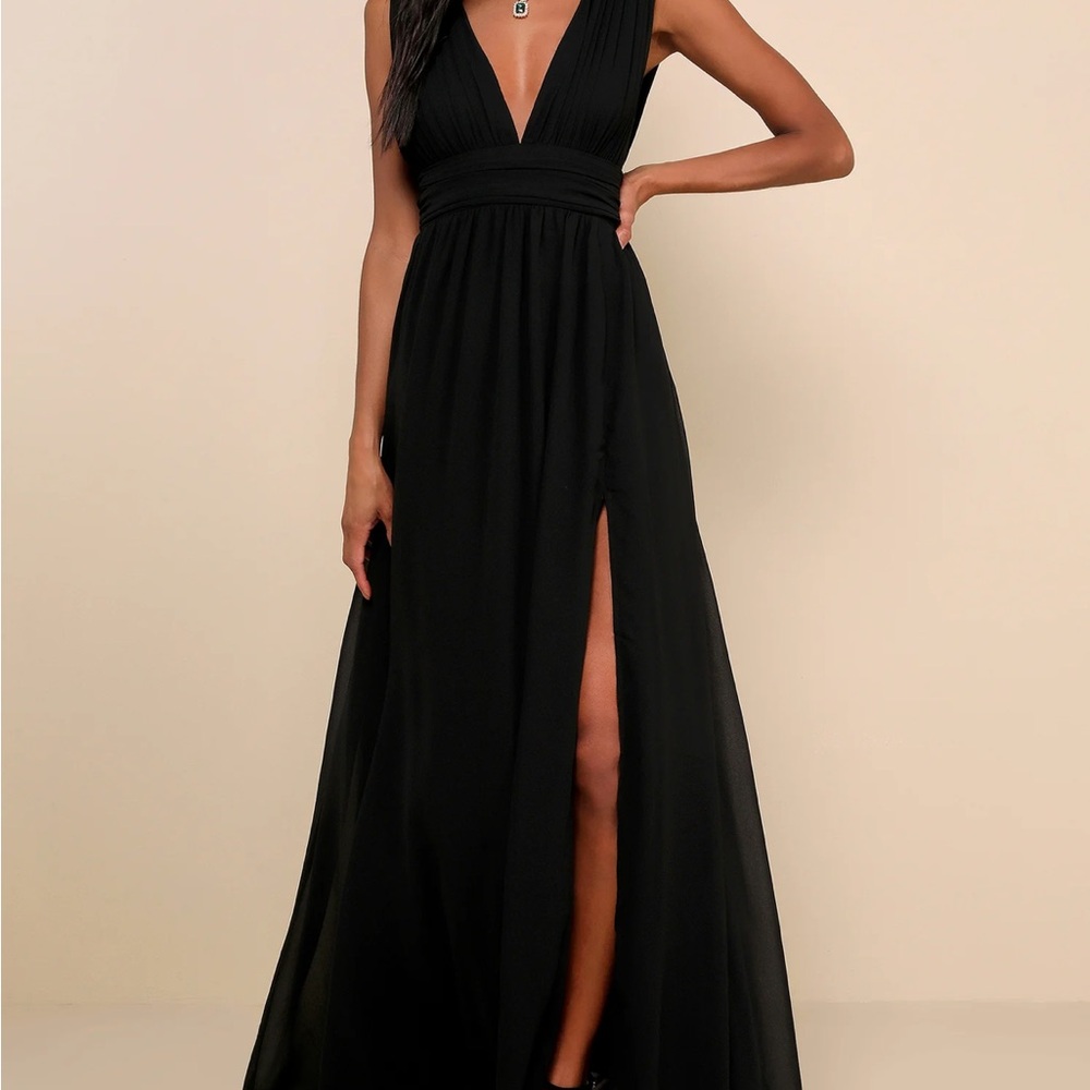 Lulu's White Maxi Dress with Plunging Neckline - Picture 4 of 6